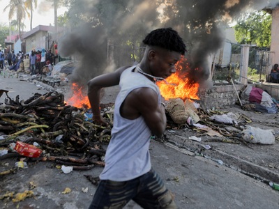 Haiti requests aid of foreign police forces as violence rages