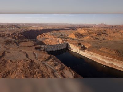 U.S. warns western states it may impose Colorado River water cuts