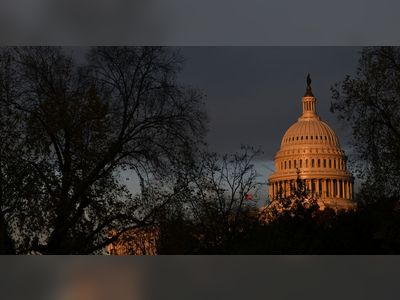 U.S. Senate advances $1.66 trillion government-funding bill