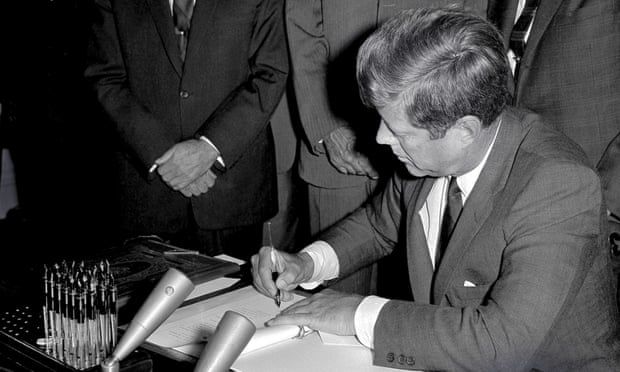 US National Archives releases more than 12,000 documents on JFK assassination