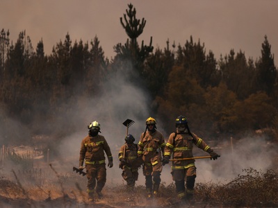 Chile heatwave threatens to worsen wildfires, authorities warn