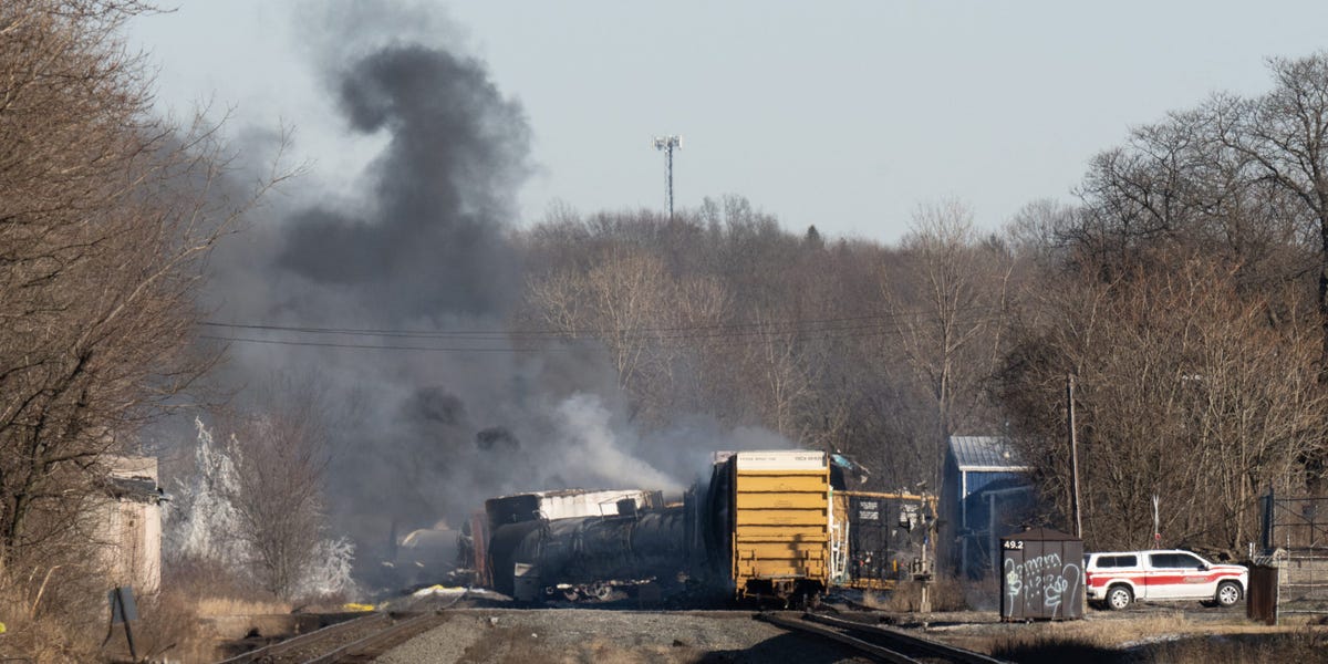Residents are reportedly getting sick in Ohio town where train derailed with toxic chemicals: 'It's pretty bad'