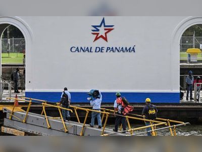 Panama says Iran warships might be allowed through canal