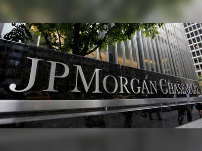 Ex-JPMorgan executive wrote Epstein 'should not be a client' in 2011 email -deposition