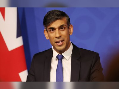 Rishi Sunak Calls on Tories to Support His Rwanda Asylum Plan