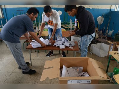 Ecuador's Referendum: Noboa's War on Crime and Constitutional Reforms